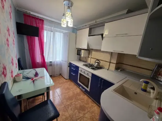 Сдам 1 кв в Центре города Мариуполя Мариуполь