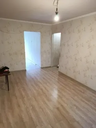 2х ком. квартира,ориентир- шк. 20 Донецк