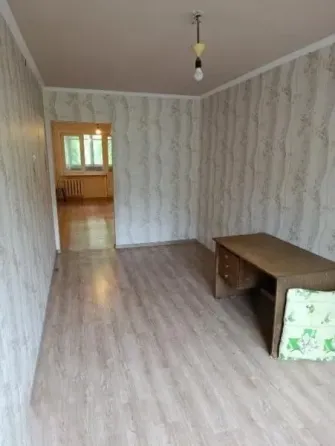2х ком. квартира,ориентир- шк. 20 Донецк