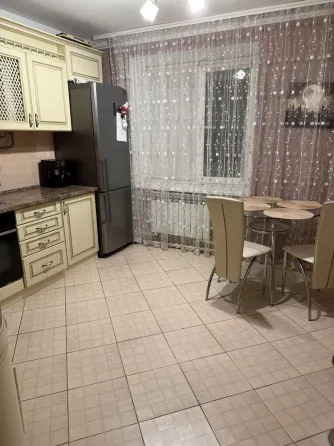 Сдаётся 1 комнатная квартира в Ленинском р-не Донецк