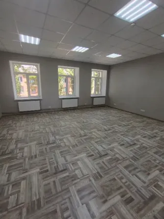 Аренда офиса, напротив пятирички Макеевка