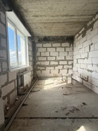 Продаётся 4-комнатная квартира в Приморском районе Мариуполь