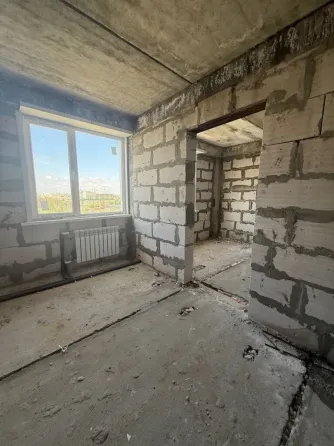 Продаётся 4-комнатная квартира в Приморском районе Мариуполь