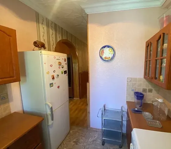 Продам уютную 3-х комнатную, ж/д вокзал Донецк