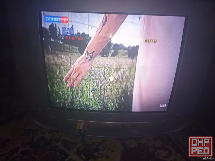 Телевизор самсунг рабочий Макеевка - изображение 1