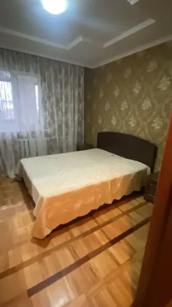 Сдам двухкомнатную квартиру в Калининском районе около мед. Института Донецк