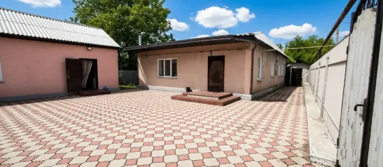 Продается дом Петровский р-н, ш-та Челюскинцев Донецк