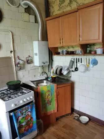 Ленинский исполком, 3к. кв-ра, сталинка, ул. Ионова Донецк