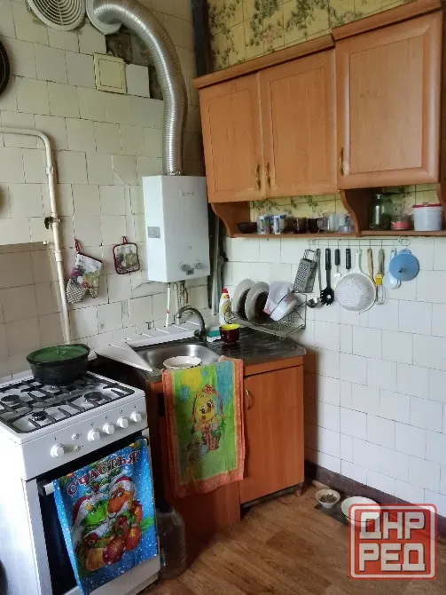 Ленинский исполком, 3к. кв-ра, сталинка, ул. Ионова Донецк - изображение 1