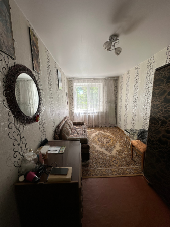 Продам 2-х комнатную квартиру в центре города Харцызск (район 24 школы) Харцызск