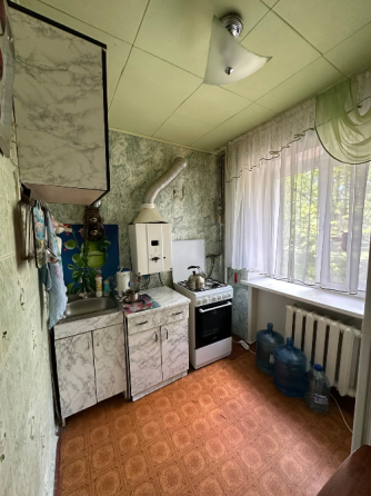 Продам 2-х комнатную квартиру в центре города Харцызск (район 24 школы) Харцызск