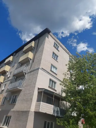 Продам 2к квартиру Мариуполь