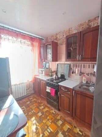 продам 1-комнатную квартиру на Мирном после ремонта Донецк
