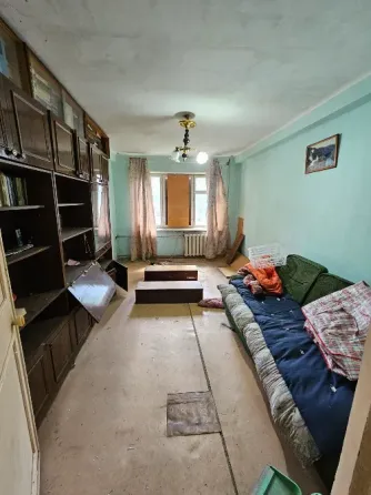 Просторная 3к квартира, в плохом состоянии, 1й месяц бесплатно Донецк
