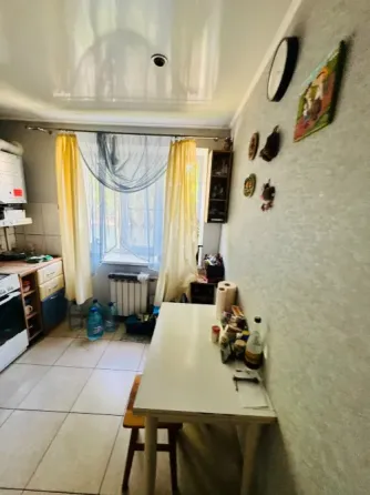 Продам 2х - комнатную квартиру на 92-х с индивидуальным отоплением Макеевка