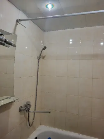 Продам 4х комнатную квартиру Донецк
