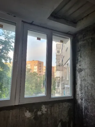 Продам 4х комнатную квартиру Донецк