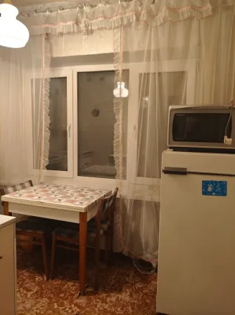 Срочно сдам 2к.кв г.Макеевка, центр, ориентир "Маяк" Макеевка