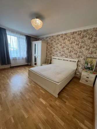 4-ком.кв. + паркинг в новостройке на Ильича Донецк