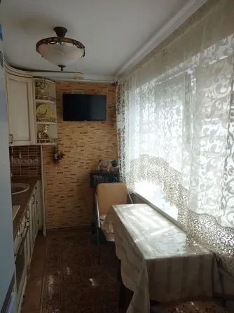 сдам 2х комн кварт. в калинин. р-не, бул. шевченко, евро, с накопителем. Донецк