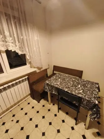 комната в 2-х комнатной квартире Мариуполь