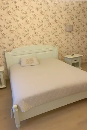 Сдам в аренду уютную 2к квартиру в Куйбышевском р-не.Большая кухня- гостиная, спальня с лоджией,разд Донецк
