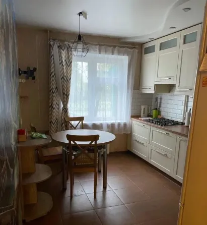 Двухкомнатная квартира Мариуполь