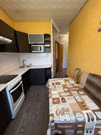 Продам 2-х комнатную квартиру в Макеевке, Червоногвардейский район,ул Давыденко ( магазин Влад) Макеевка