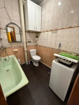 Продам 2-х комнатную квартиру в Макеевке, Червоногвардейский район,ул Давыденко ( магазин Влад) Макеевка