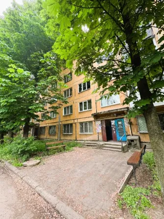 Продажа! 2-к.кв. ул.Артёма. Шахтёрская площадь! 3этаж/5. Донецк