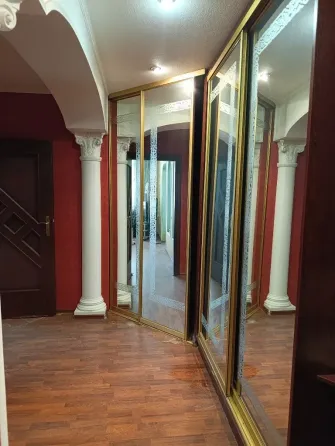Продам квартиру Донецк