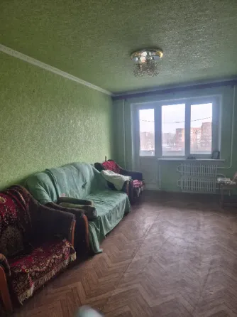 продам 4х комн.квартиру Донецк текстильщик ул ляшенко Донецк