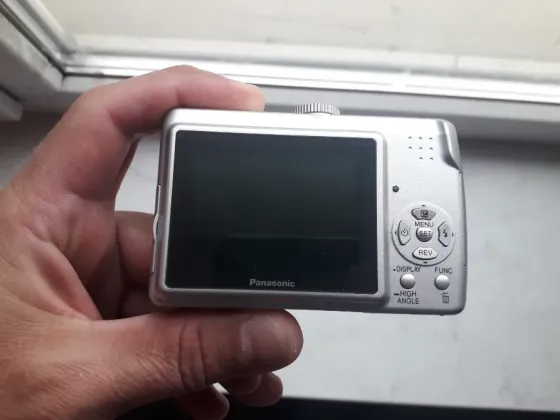 Рабочий Panasonic lumix DMC-LZ7 Донецк
