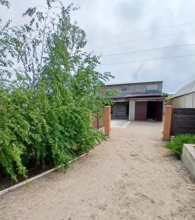 Продается 2-х этажный дом на побережье Азовского моря. Мариуполь