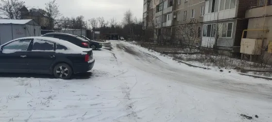 Продам свой земельный участок под гараж, парковку Макеевка(Гвардейка) Макеевка
