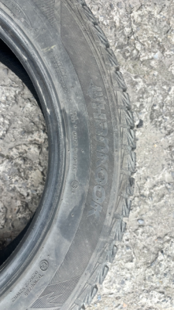 Продам зимние шины Хэнкок 225/60 r 18 4 штуки Донецк