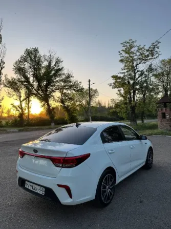 Kia Rio IV 2017 года Донецк