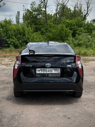 Продам Toyota Prius гибрид Донецк