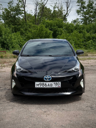 Продам Toyota Prius гибрид Донецк