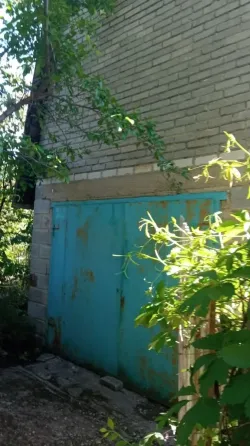 Продаётся дачный участок с домиком Макеевка