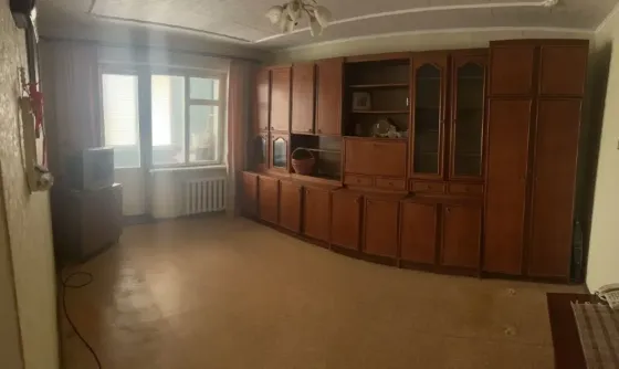 продается 2 комн. кв. черемушки Харцызск