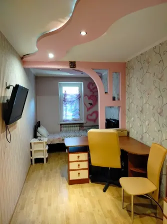 Продам 3-х комнатную квартиру Мариуполь