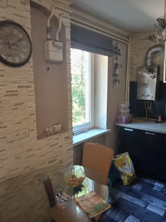 Продам 3-х комнатную квартиру Мариуполь