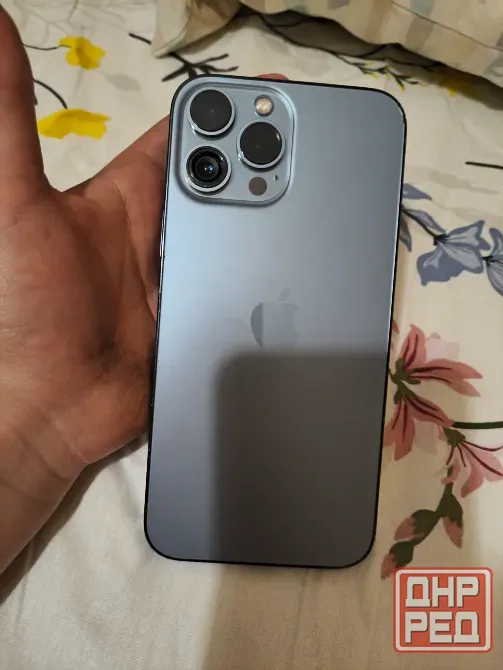 Продам айфон 13 pro Max нет стекла на камере есть царапинки Донецк - изображение 1