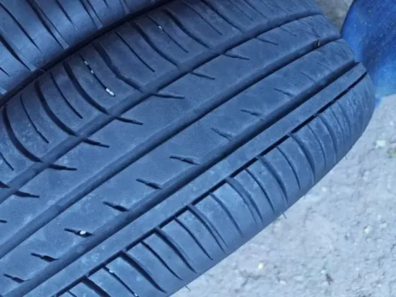 Продам две летние шины Bel 256 (185/60 R14) Горловка