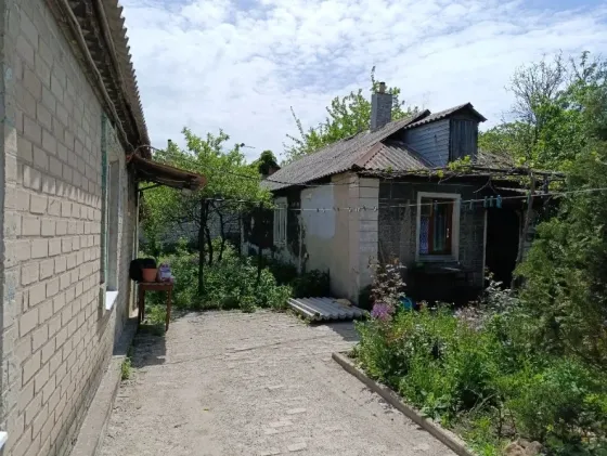Продаю два дома на одном участке, идеальный вариант для семьи, Гвардейка, Пастуховка. Макеевка