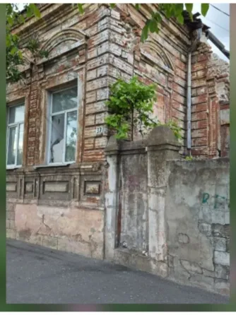 3-ком. квартира с гаражом и земельным участком в сердце города, ул. Итальянская, д. 97 Мариуполь