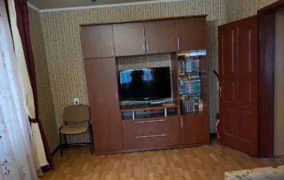 Сдам 1-к квартиру в центре Гвардейки Макеевка