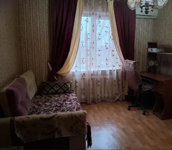 Сдам 1-к квартиру в центре Гвардейки Макеевка