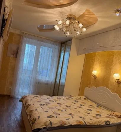 Сдам 3-х комнатную квартиру на Бажанова Макеевка